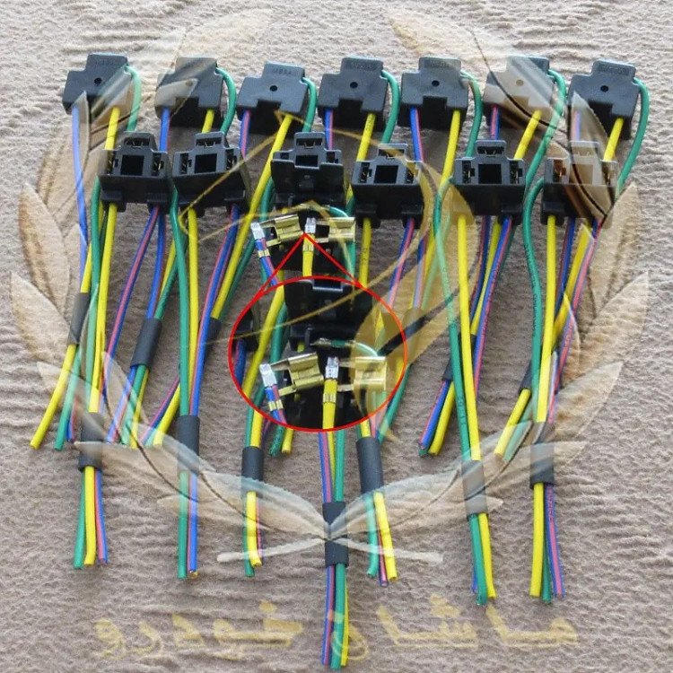 سوکت سه خار چراغ جلو (پیکان ، پراید ، پژو و ...) ، ماشان خودرو